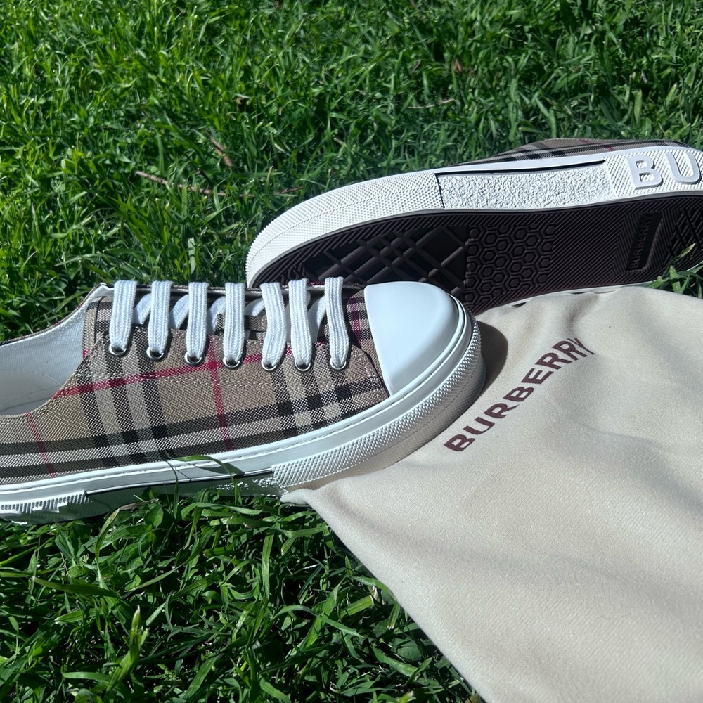 Burberry Black and White Sneakers with Signature Plaid